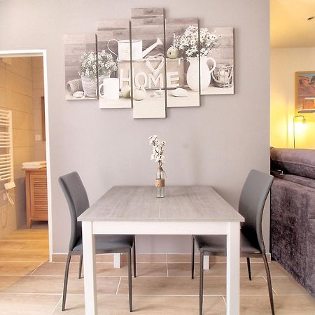Appartement Chez Emilie Et John à Saint-Etienne  Extérieur photo